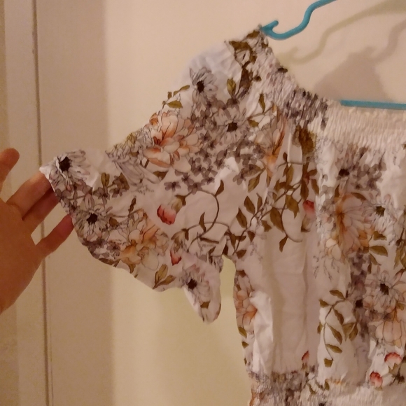 Top - Picture 3 of 3